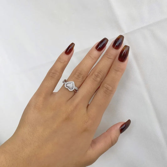 טבעת נשים יוקרתית בצורת לב (זרקונים)